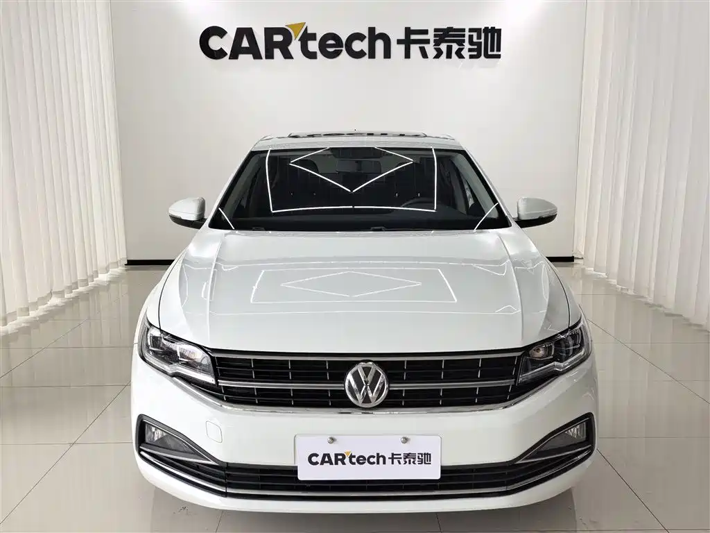Volkswagen Bora 2021