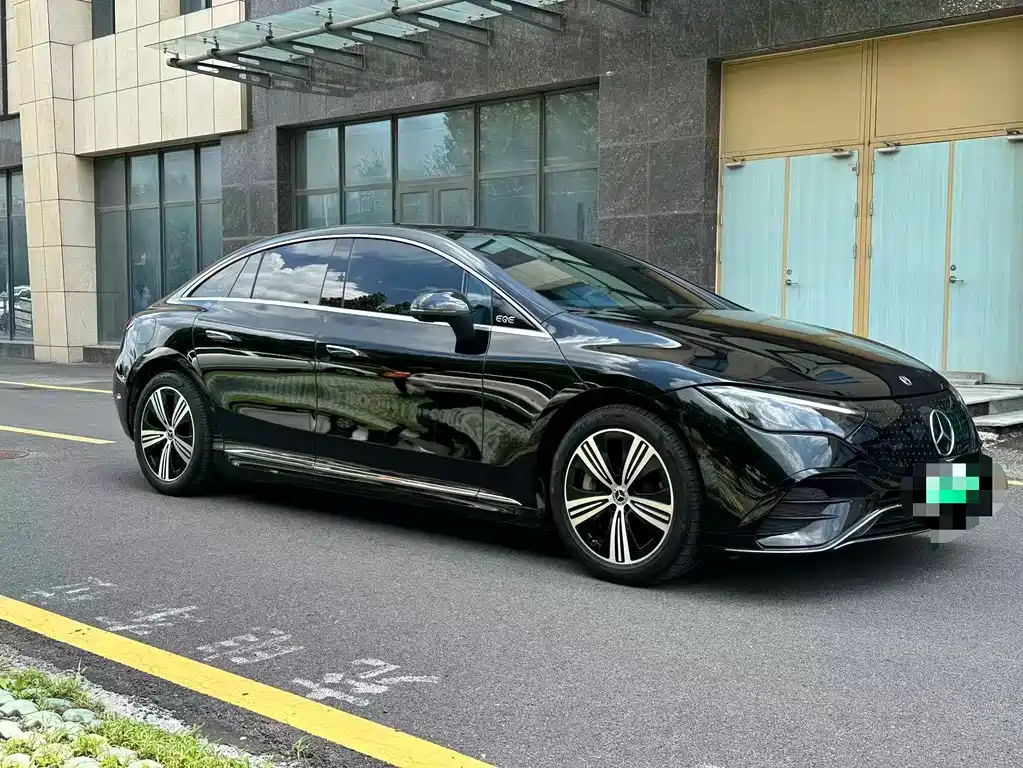 Mercedes-Benz EQE — миниатюра 3