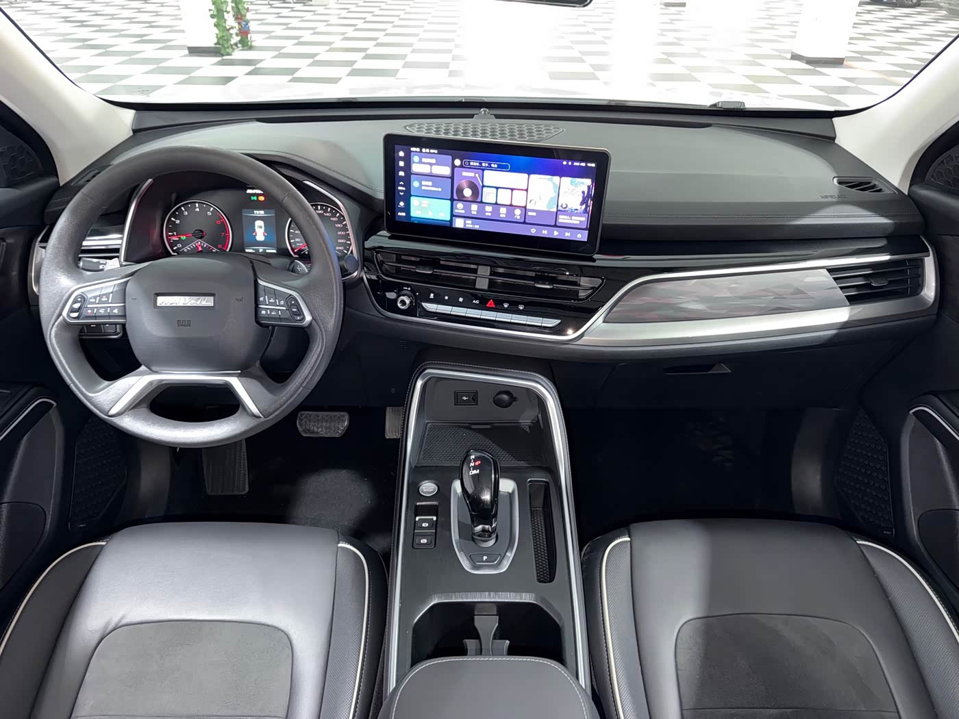Haval Haval H6 1.5 л 2023 г. Белый, пробег 11000 км