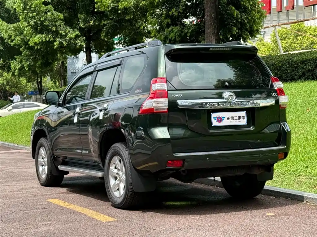 TOYOTA PRADO