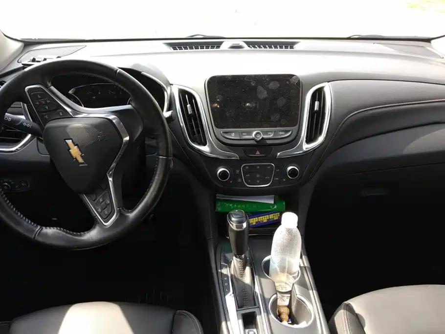 Chevrolet Equinox — миниатюра 12