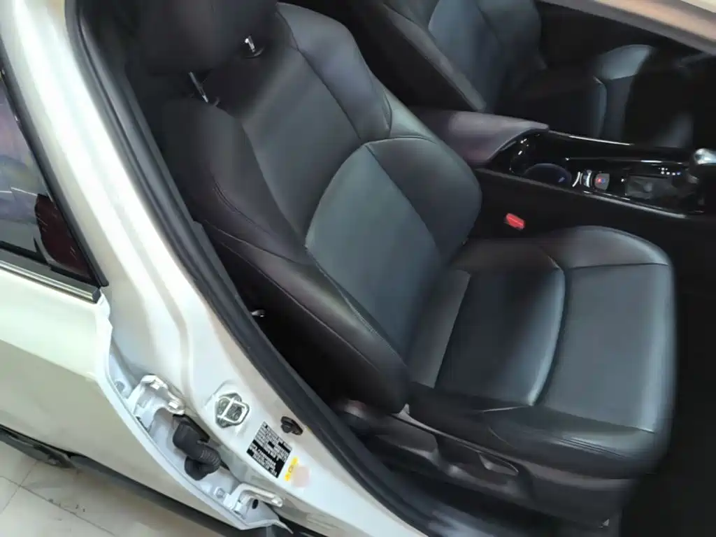 Toyota C-HR — миниатюра 25