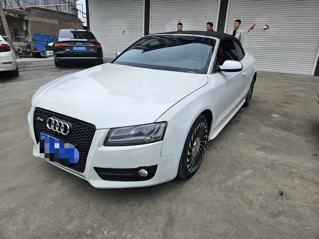 Audi A5 (Import) 2011