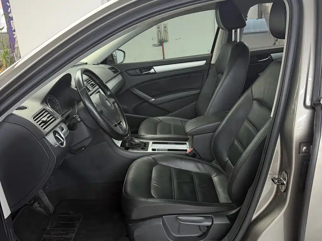 Volkswagen Passat — миниатюра 6