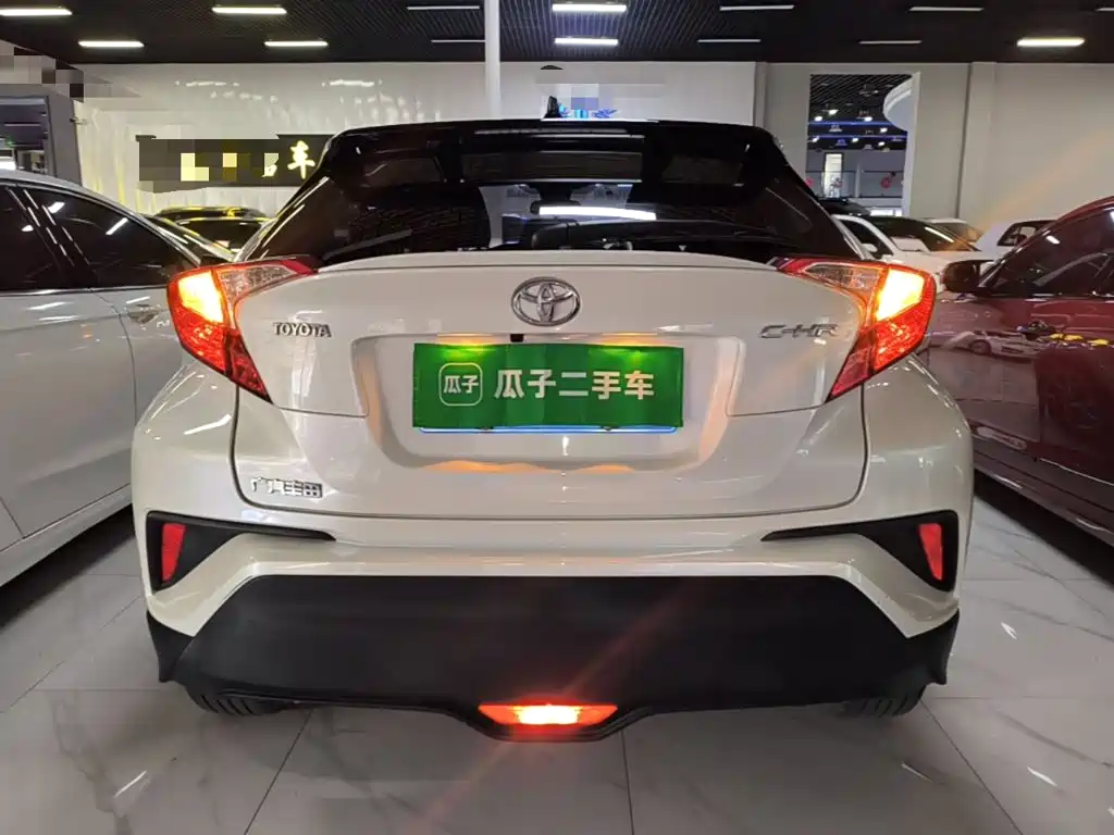 Toyota C-HR — миниатюра 6