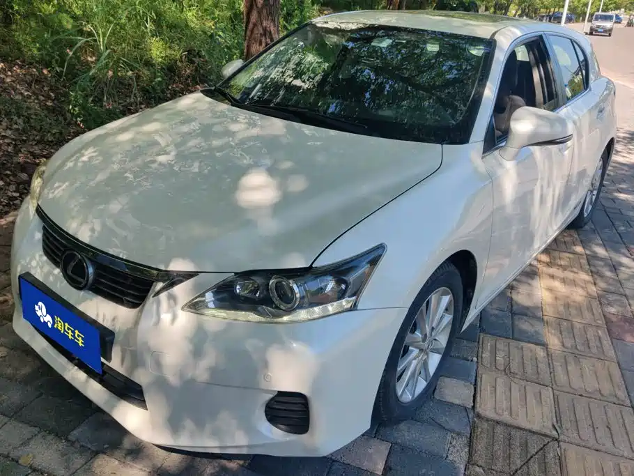 Lexus CT