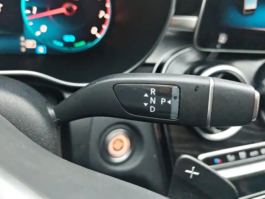 Mercedes-Benz C-Class — миниатюра 16