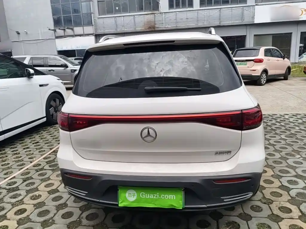 Mercedes-Benz EQB — миниатюра 6