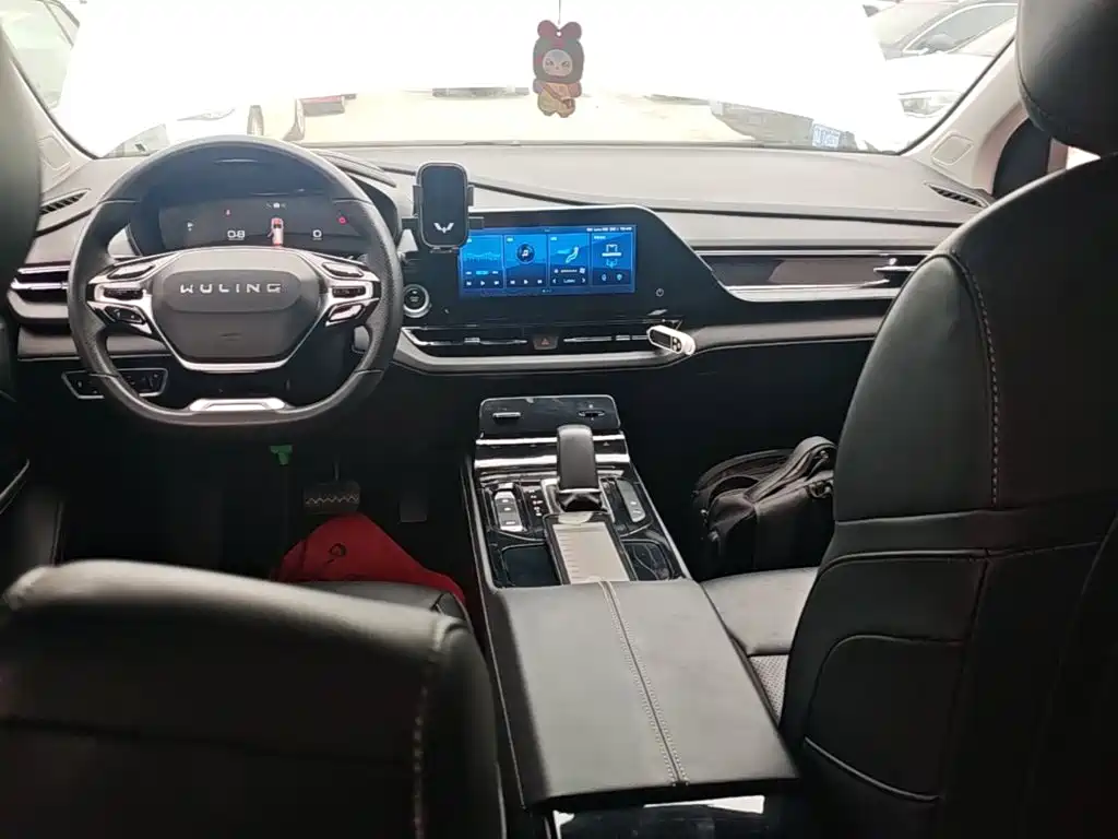 Wuling Victory — миниатюра 10