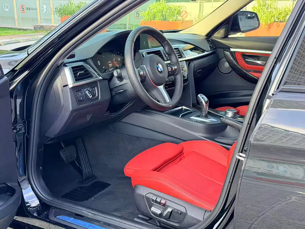 BMW 3 Series — миниатюра 7