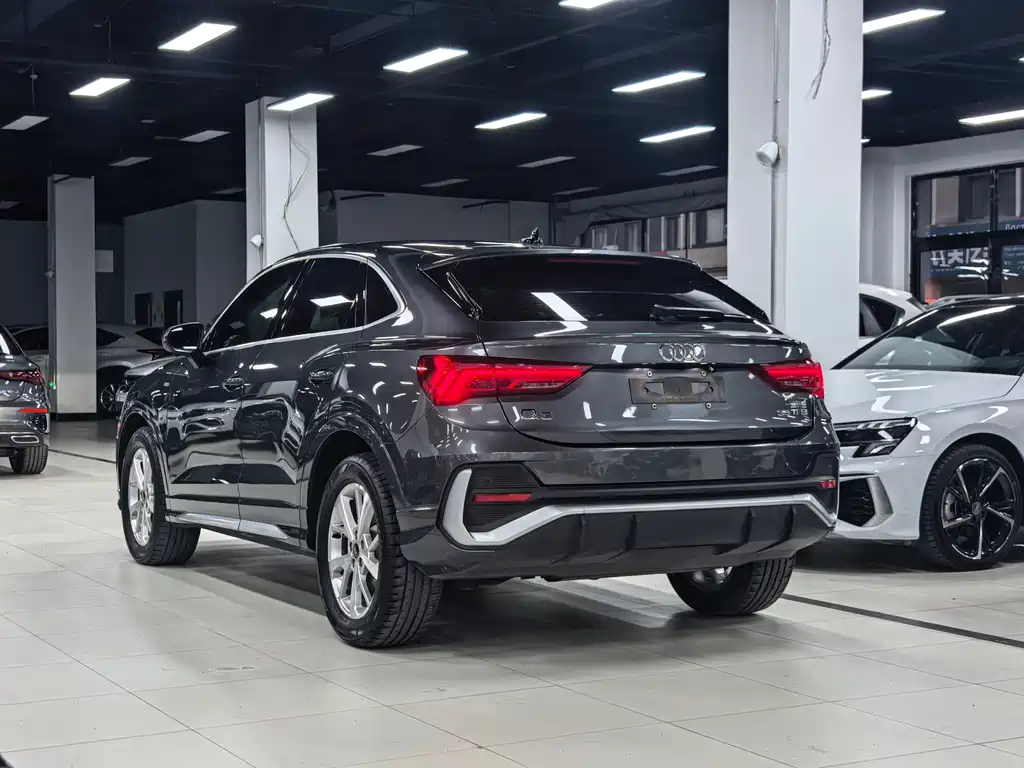 Audi Q3 Sportback — миниатюра 24
