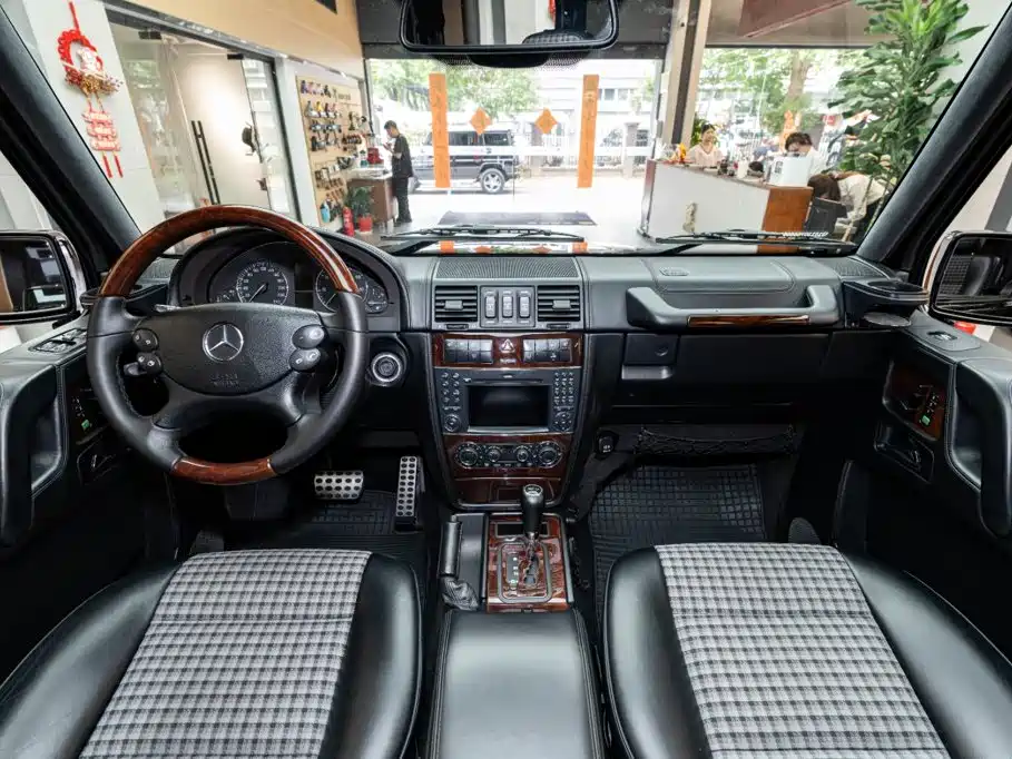 Mercedes-Benz G-Class — миниатюра 7
