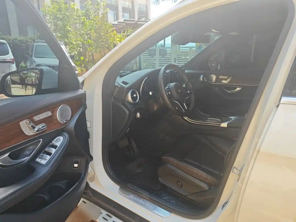 Mercedes-Benz GLC — миниатюра 12