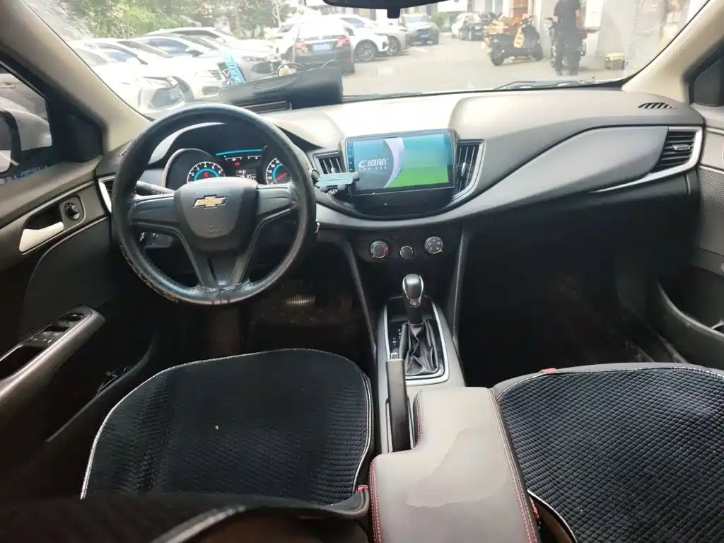Chevrolet Cavalier — миниатюра 5