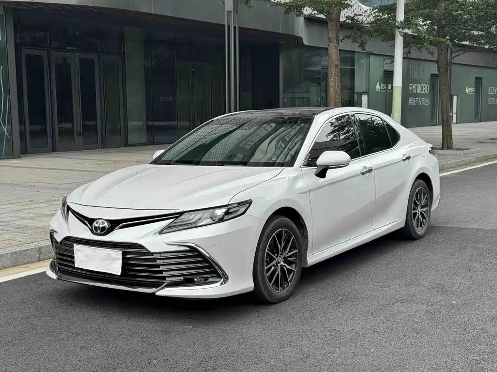 Toyota Camry 2023