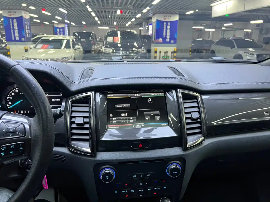 Ford Everest — миниатюра 8