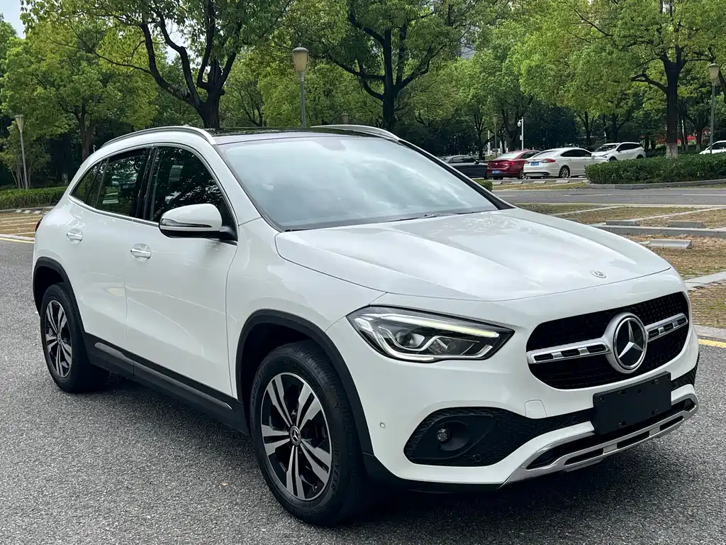 Mercedes-Benz GLA — миниатюра 3