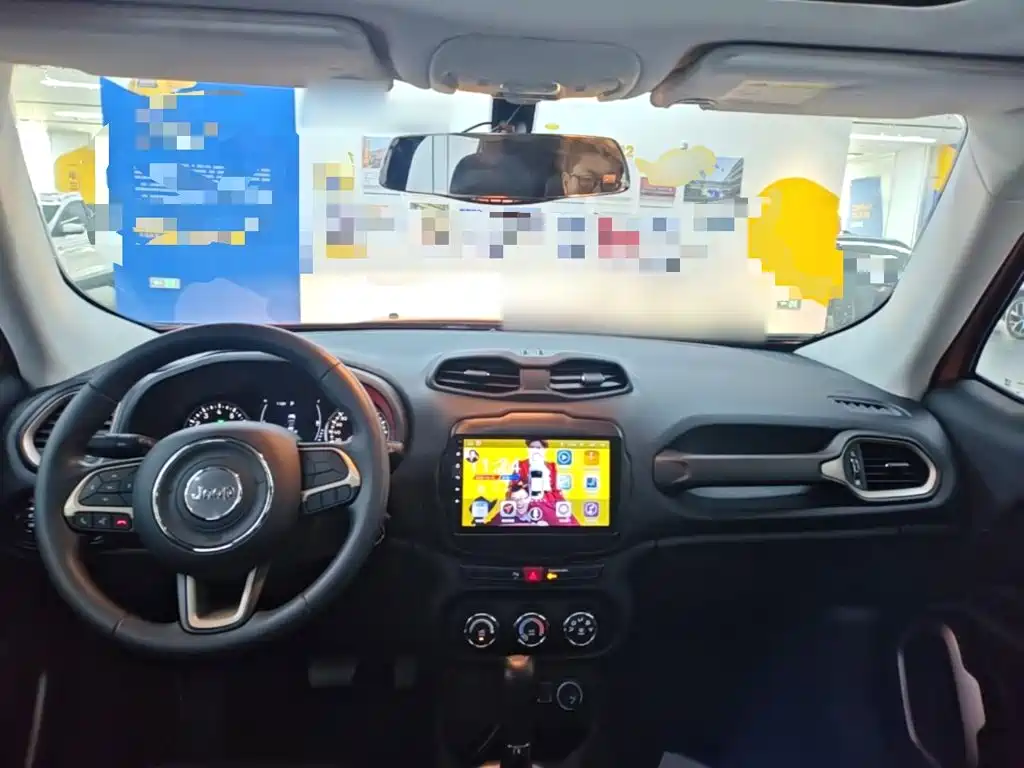 Jeep Renegade — миниатюра 10