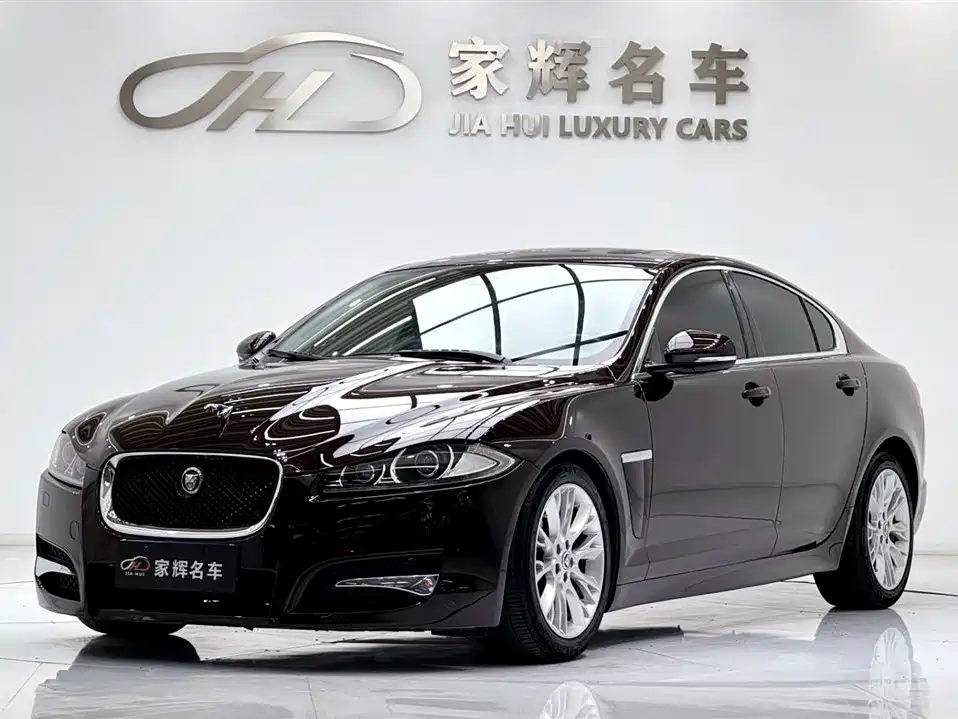 Jaguar XF 2013