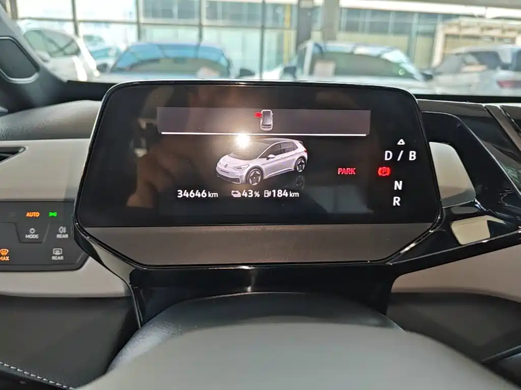 Volkswagen ID.3 — миниатюра 12