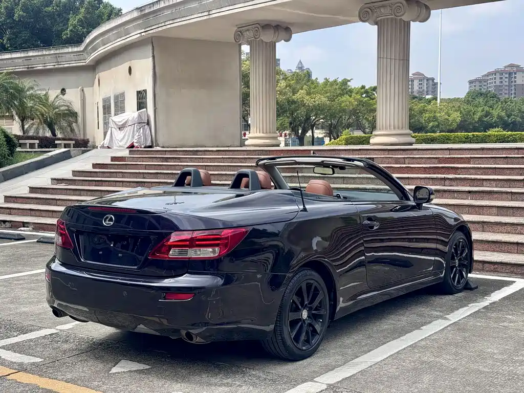 Lexus IS — миниатюра 14