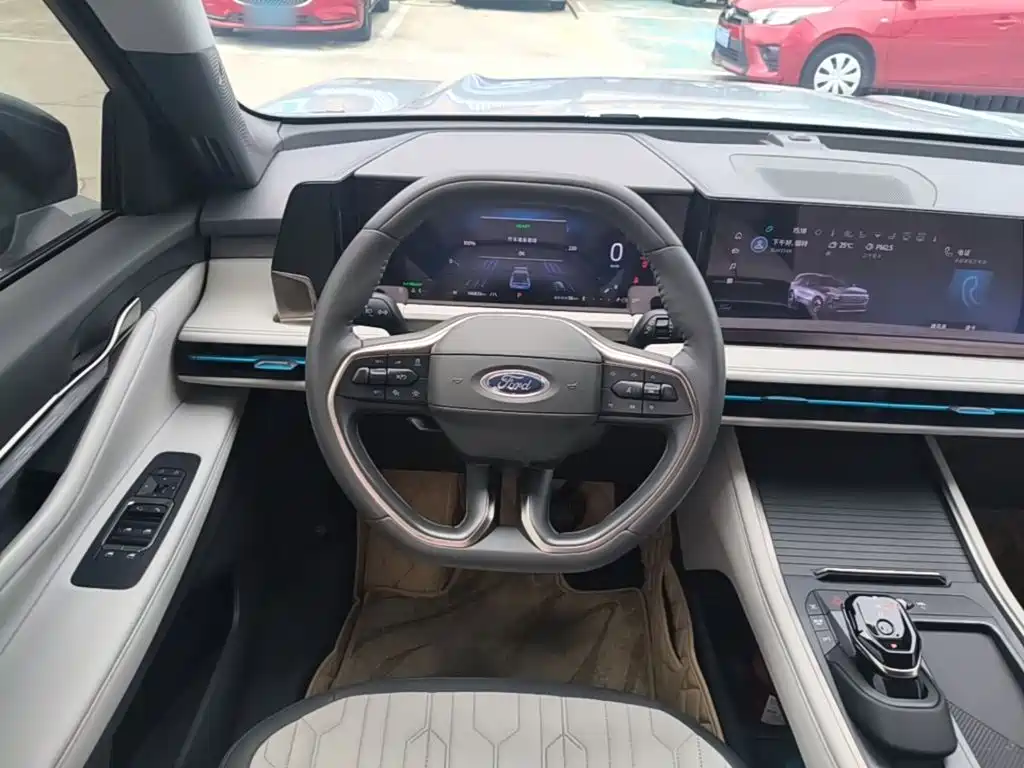 Ford Edge — миниатюра 11