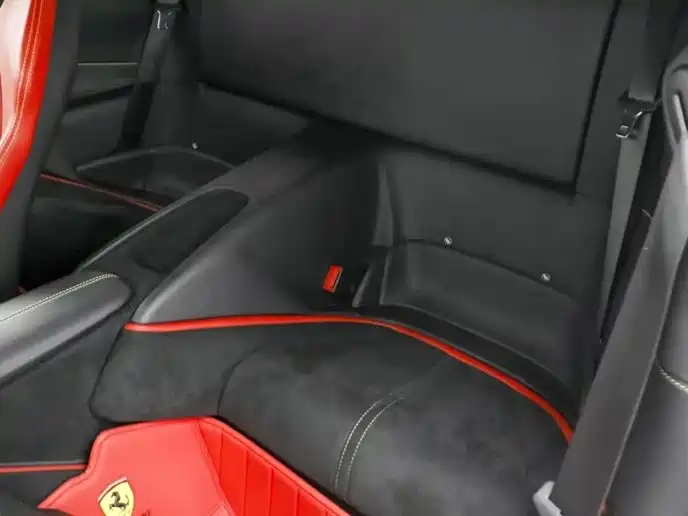 Ferrari Roma — миниатюра 16