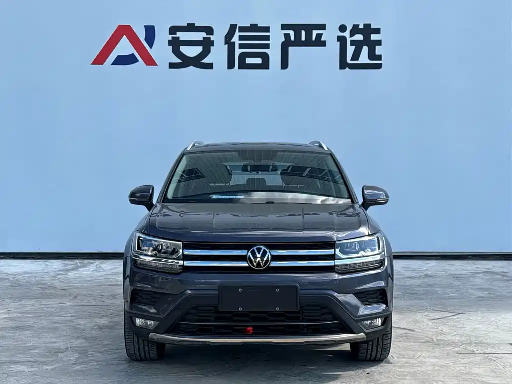 Volkswagen Tharu — миниатюра 2