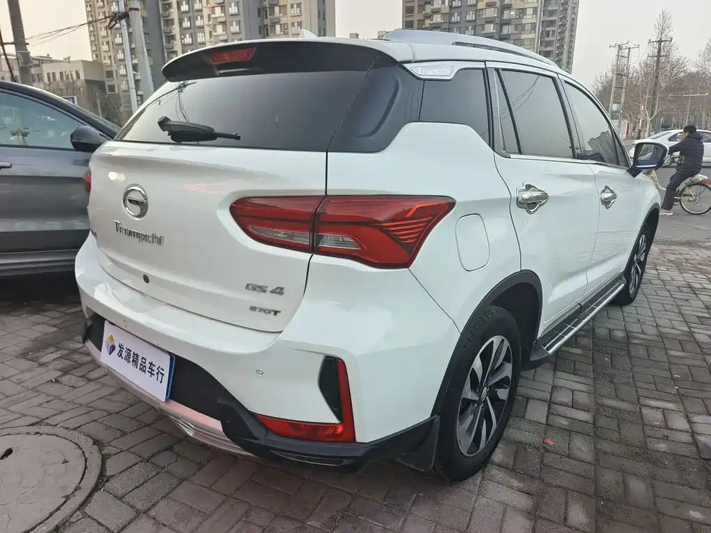 GAC TRUMPCHI GS4