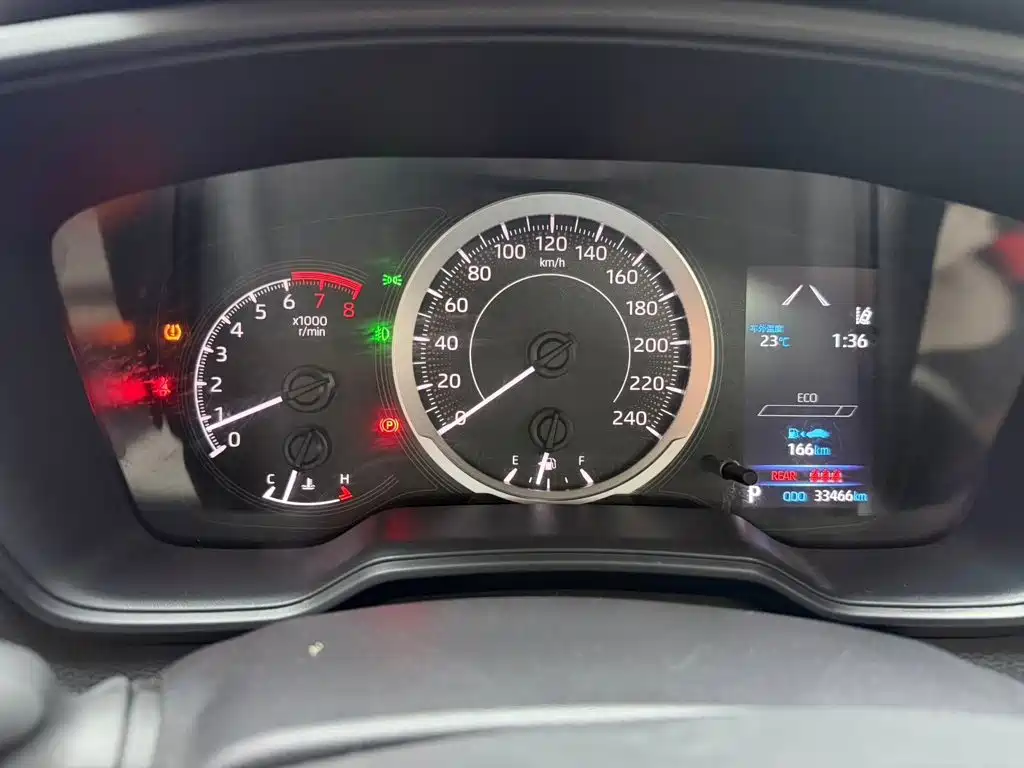 Toyota Corolla — миниатюра 13