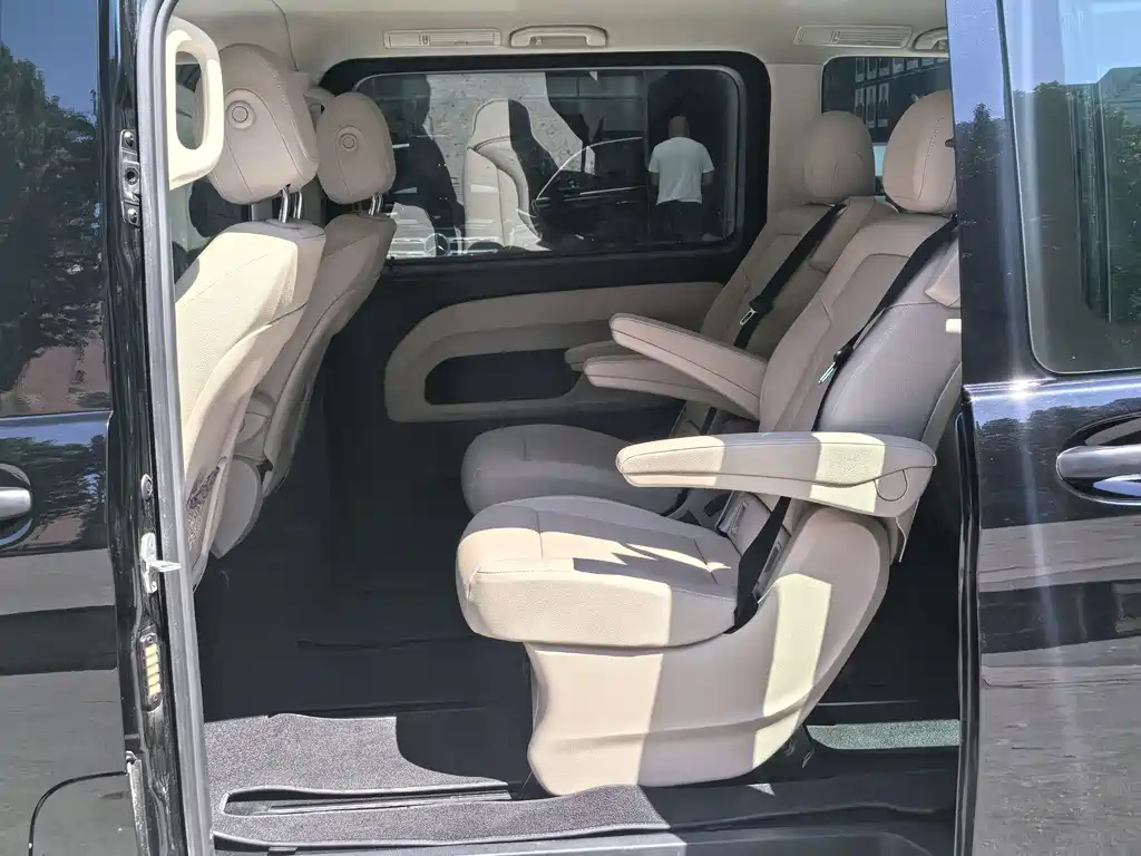 Mercedes-Benz Vito — миниатюра 11