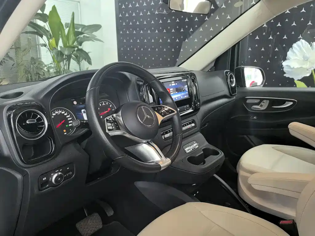 Mercedes-Benz Vito — миниатюра 18