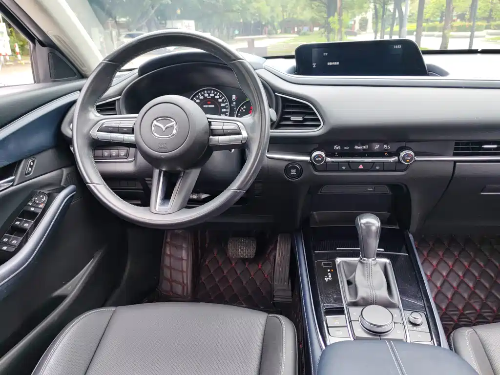 Mazda CX-30 — миниатюра 8