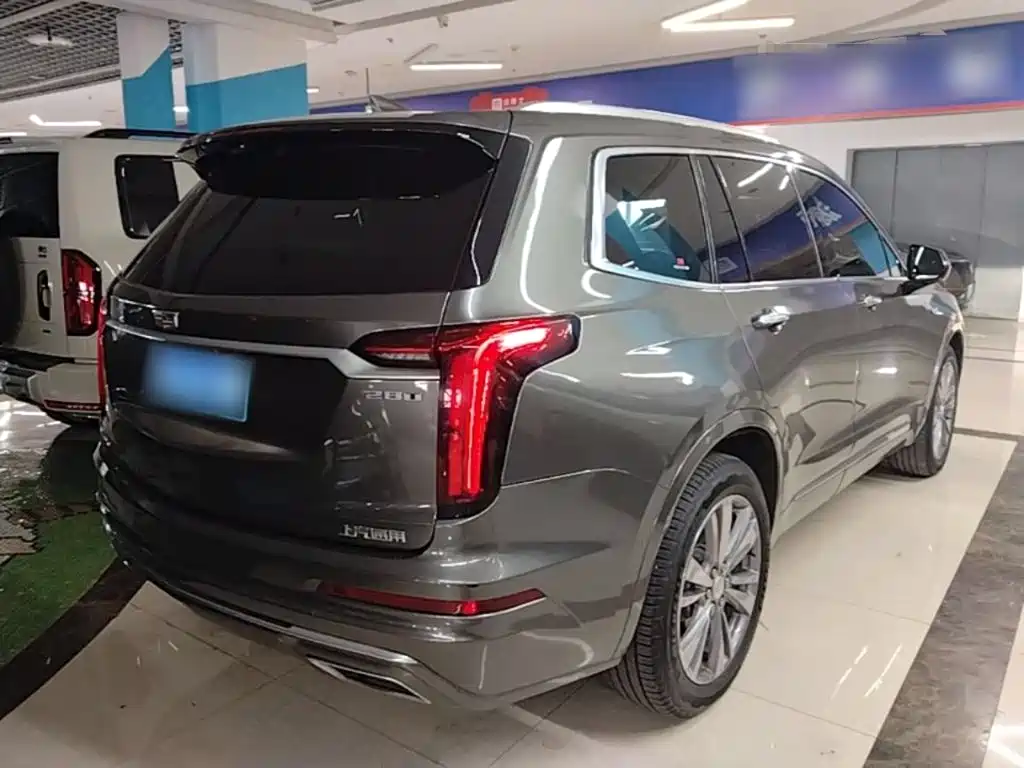Cadillac XT6 — миниатюра 7