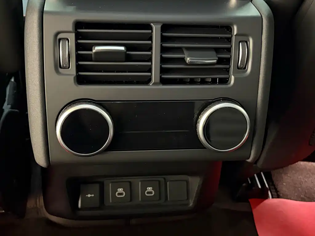Land Rover Discovery — миниатюра 20