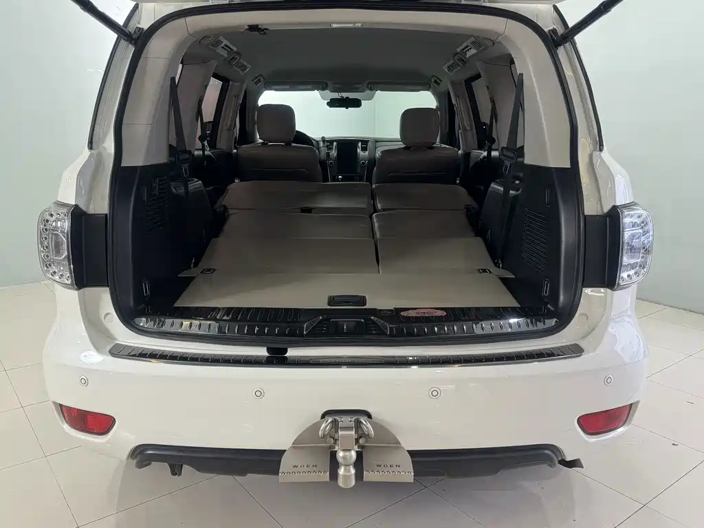 Nissan Patrol — миниатюра 17