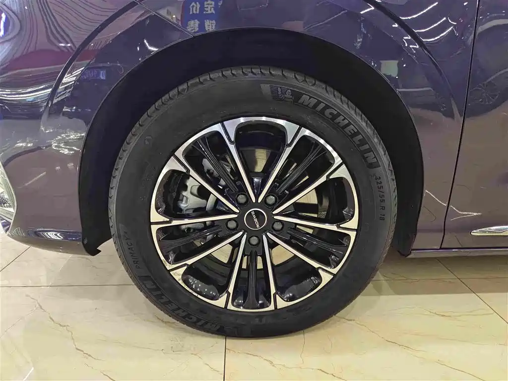 Roewe iMAX8 — миниатюра 10