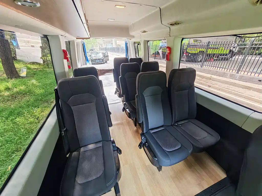 IVECO Ousheng — миниатюра 10