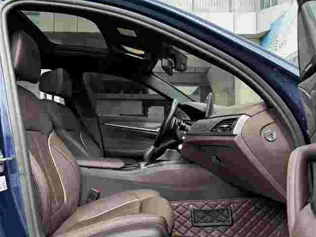 BMW 5 Series — миниатюра 7