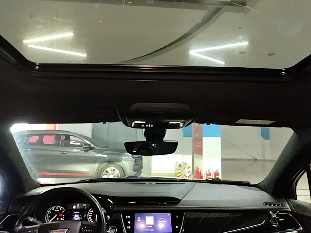 Cadillac XT6 — миниатюра 18