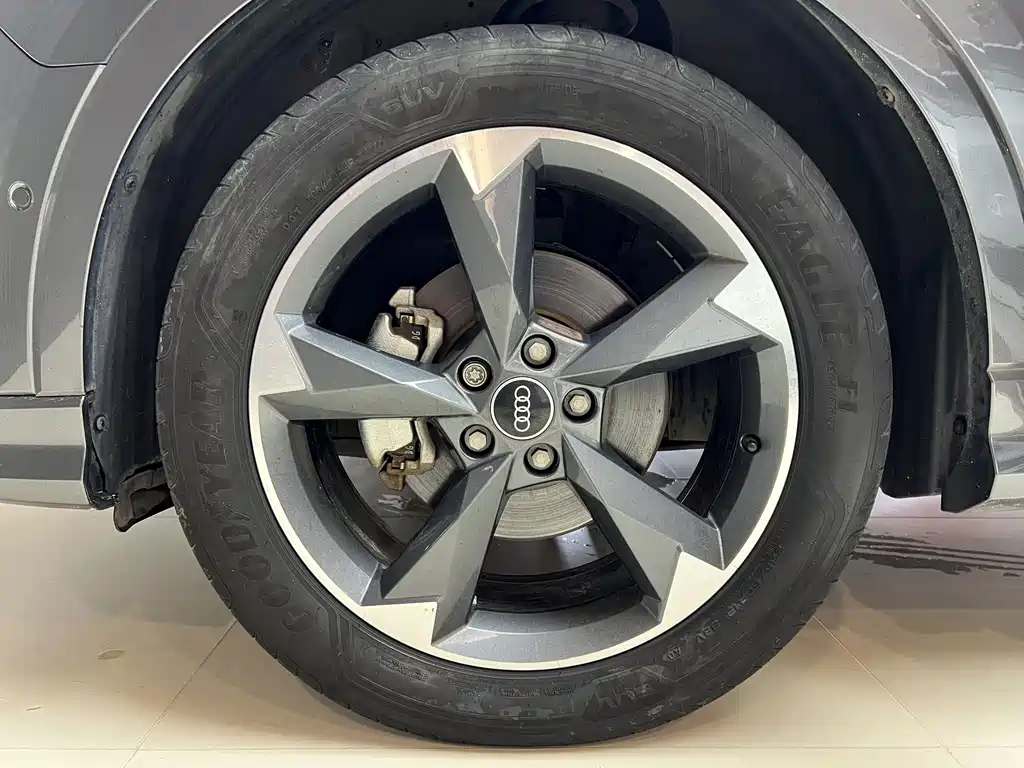 Audi Q3 — миниатюра 15