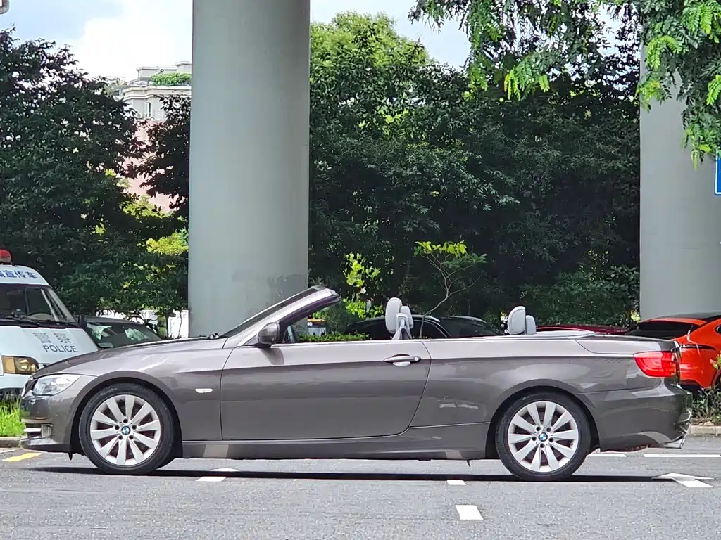 BMW 3 Series (Import) 330i Convertible Coupe Edition, фото 4