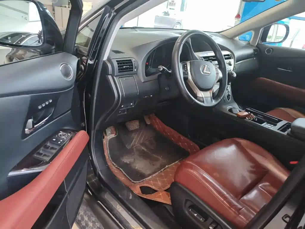 Lexus RX Classic — миниатюра 21