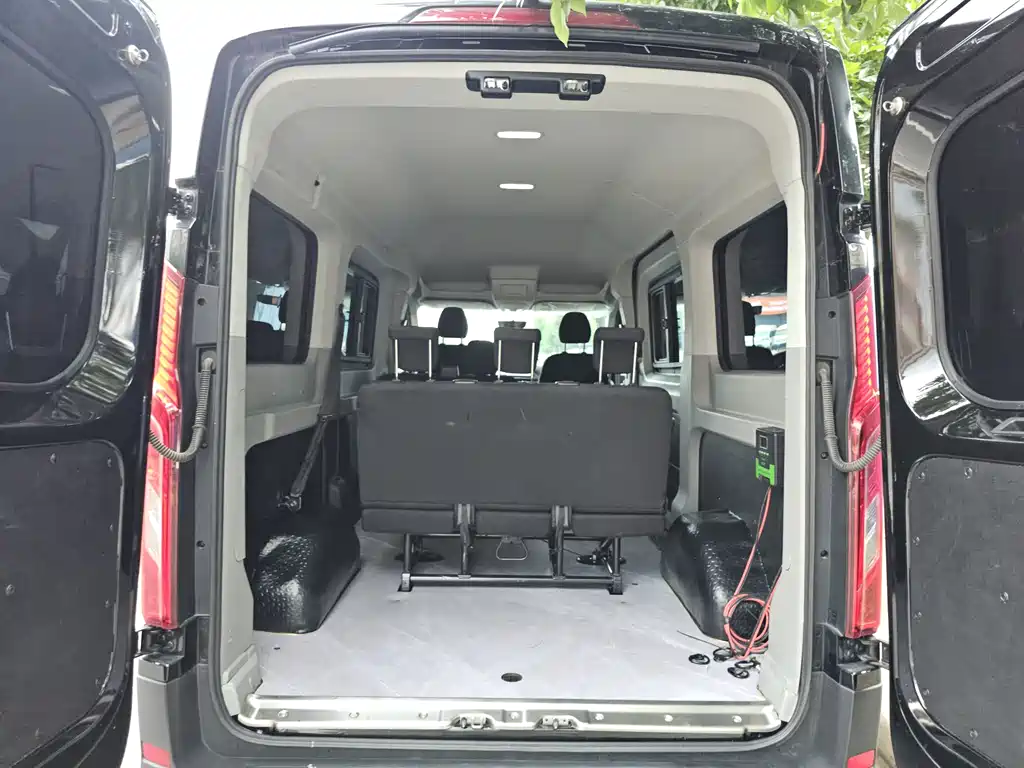 Maxus V90 — миниатюра 19