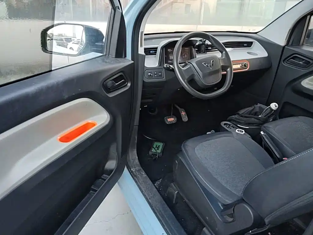 Wuling MINIEV — миниатюра 16