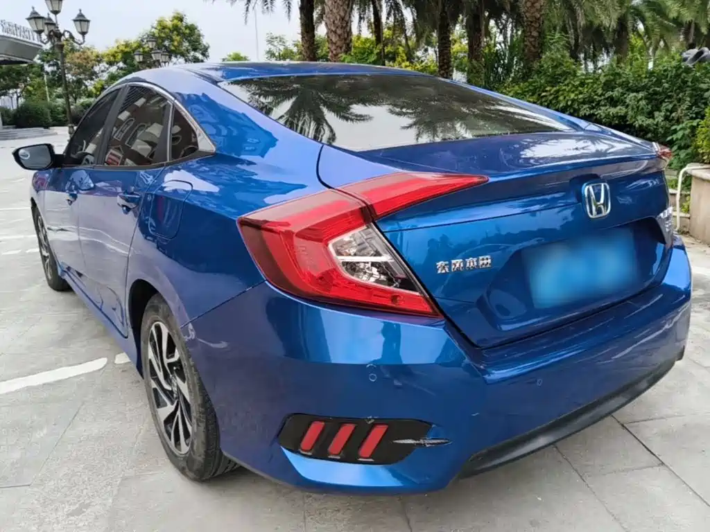 Honda Civic — миниатюра 5