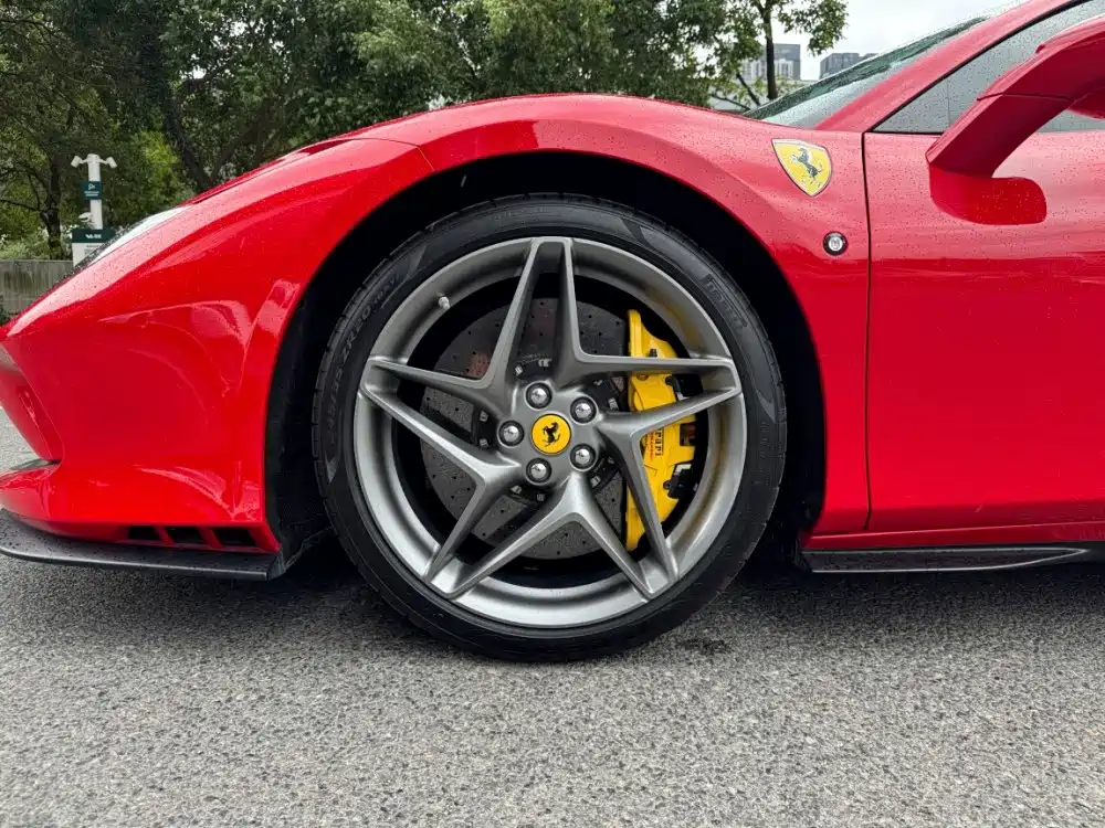 Ferrari F8 — миниатюра 12