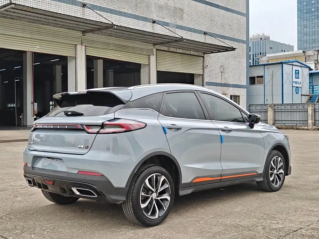 Geely Emgrand S — миниатюра 7