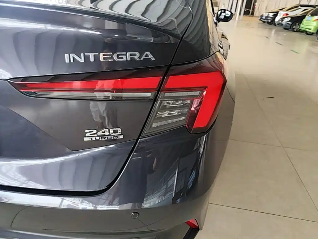 Honda Integra — миниатюра 8
