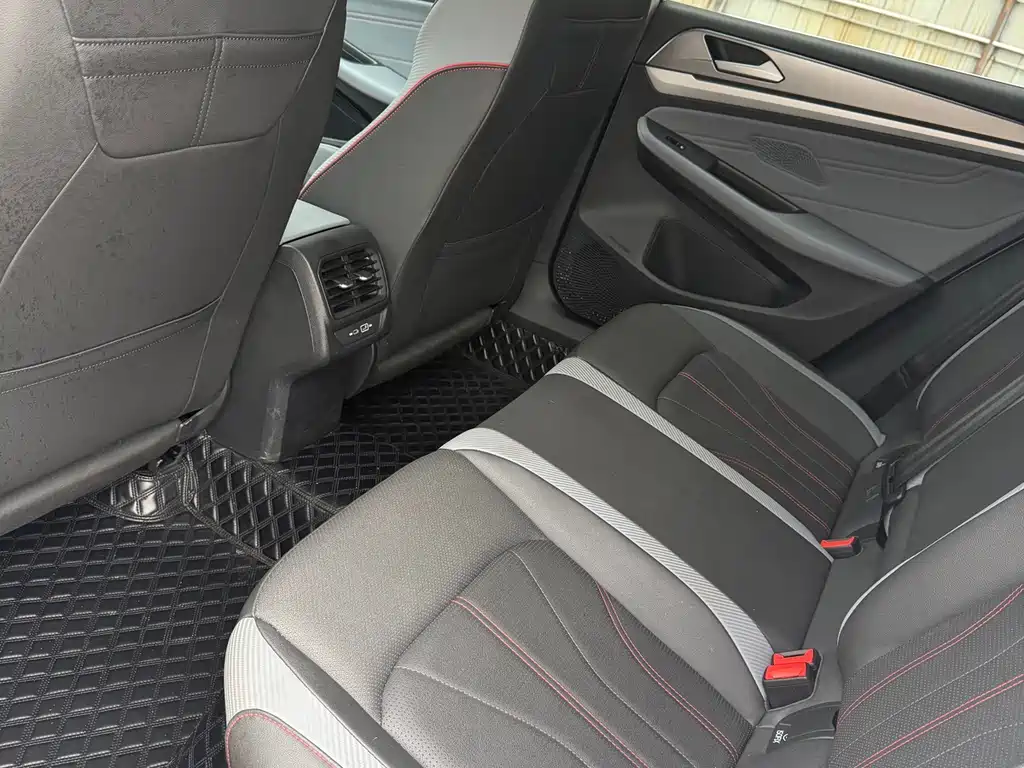 Volkswagen Lamando — миниатюра 8